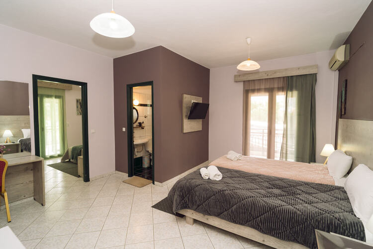 Room — Taverna Acherontas