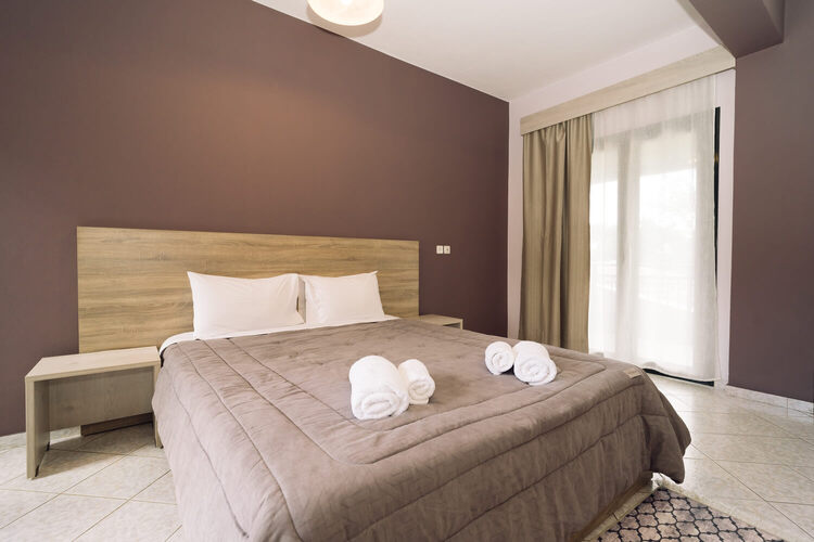 Room — Taverna Acherontas